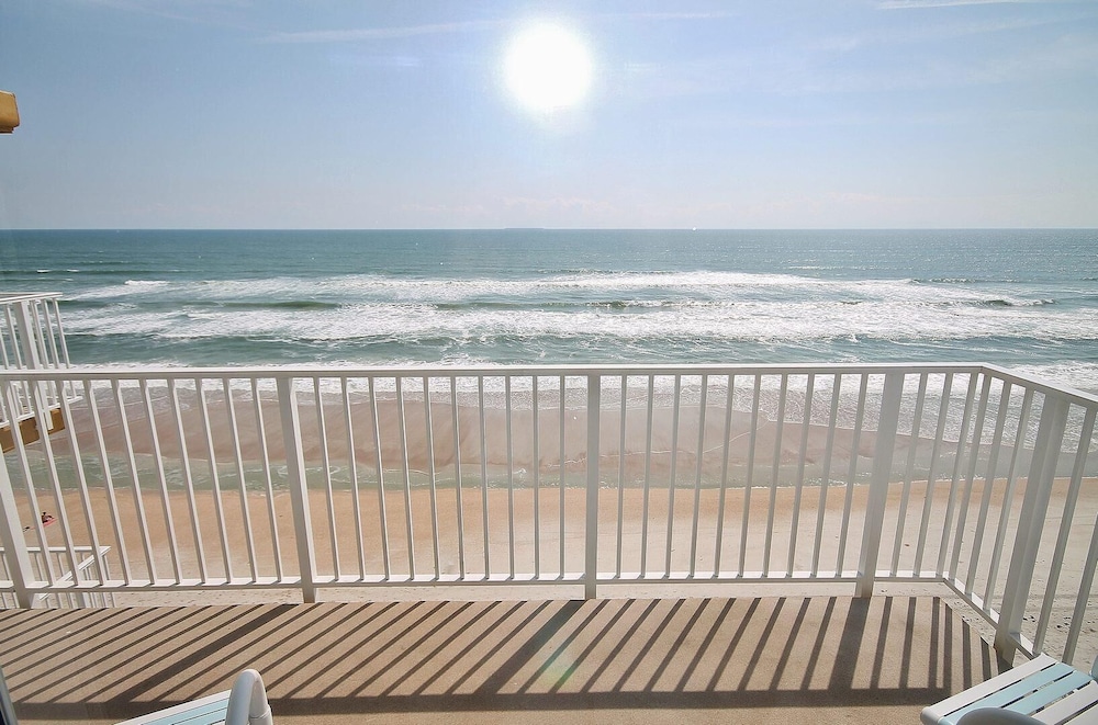 Smyrna Beach Club 818b