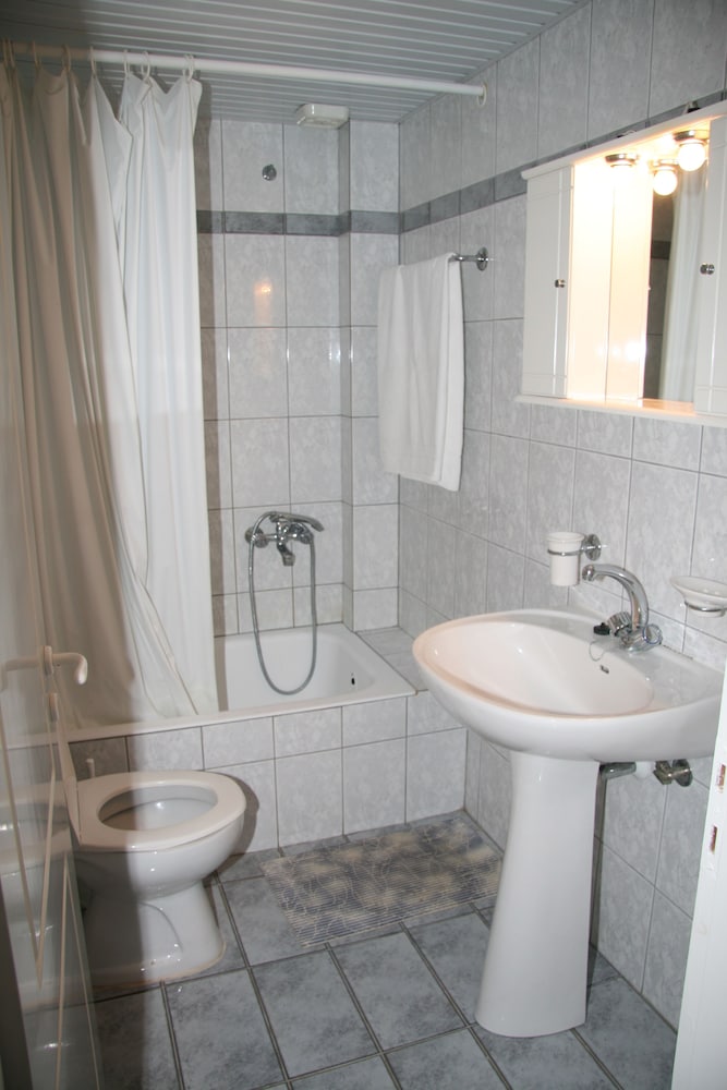 Litsa Mare apartments