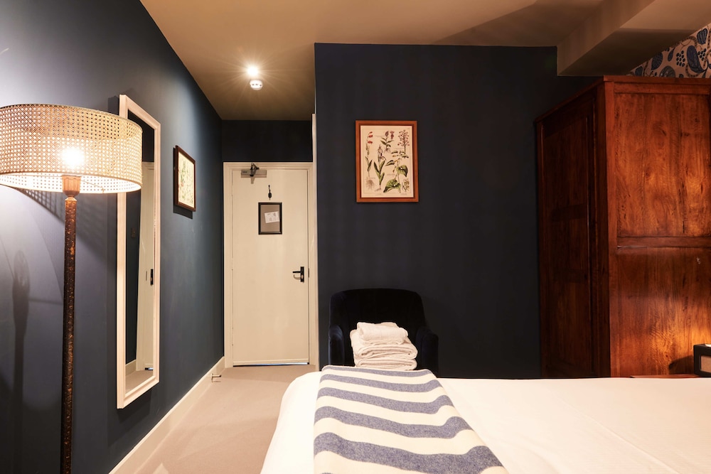 Woodstock Vacations - Kings Arms Hotel - Property Image 5