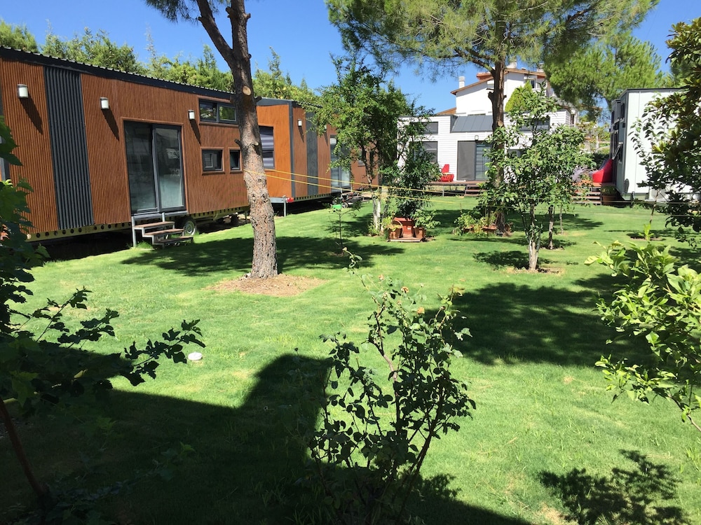 Sakız Tiny House & Apart