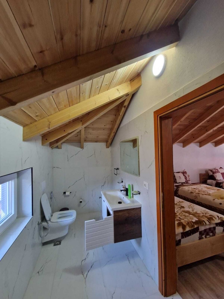 Guest House Korabi