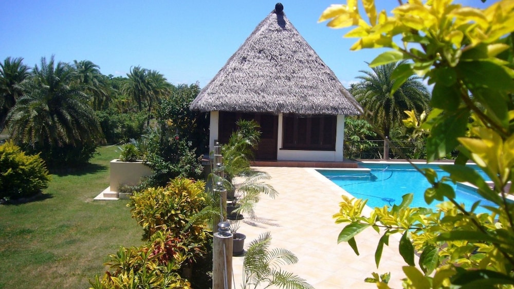 Absolute Beachfront Fiji - view 18