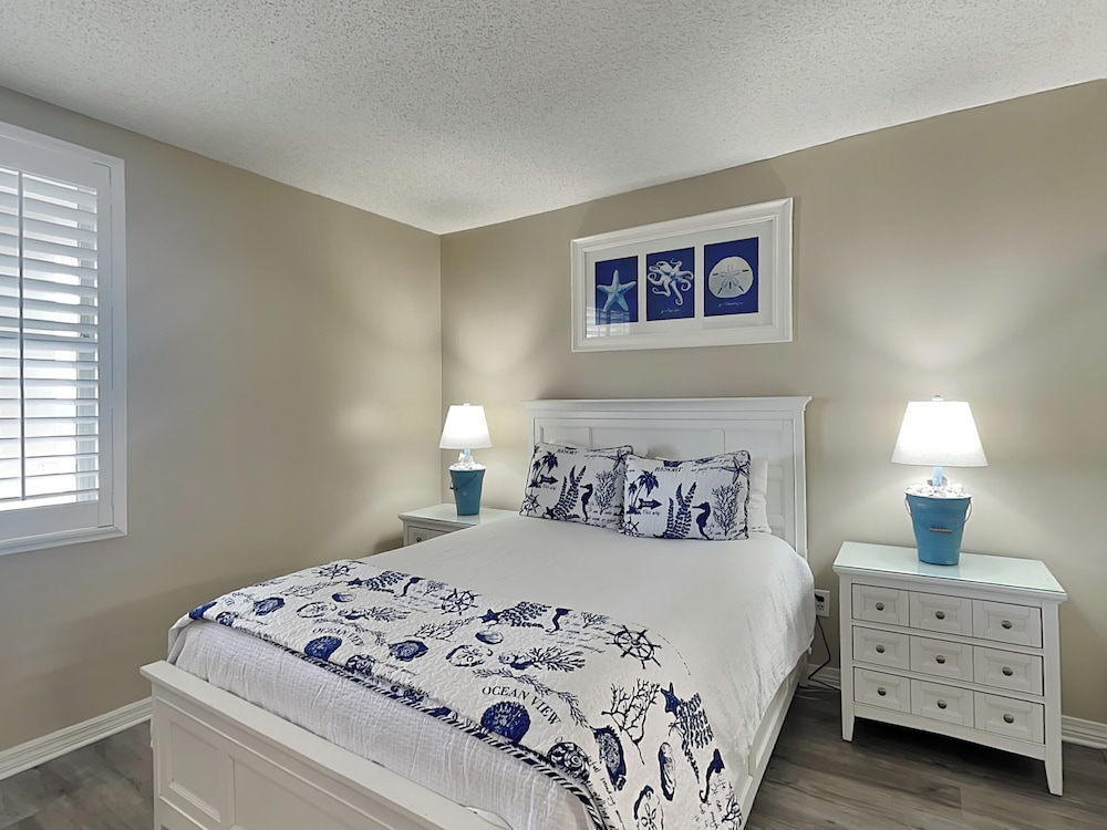 Emerald Key #602 by Southern Vacation Rentals