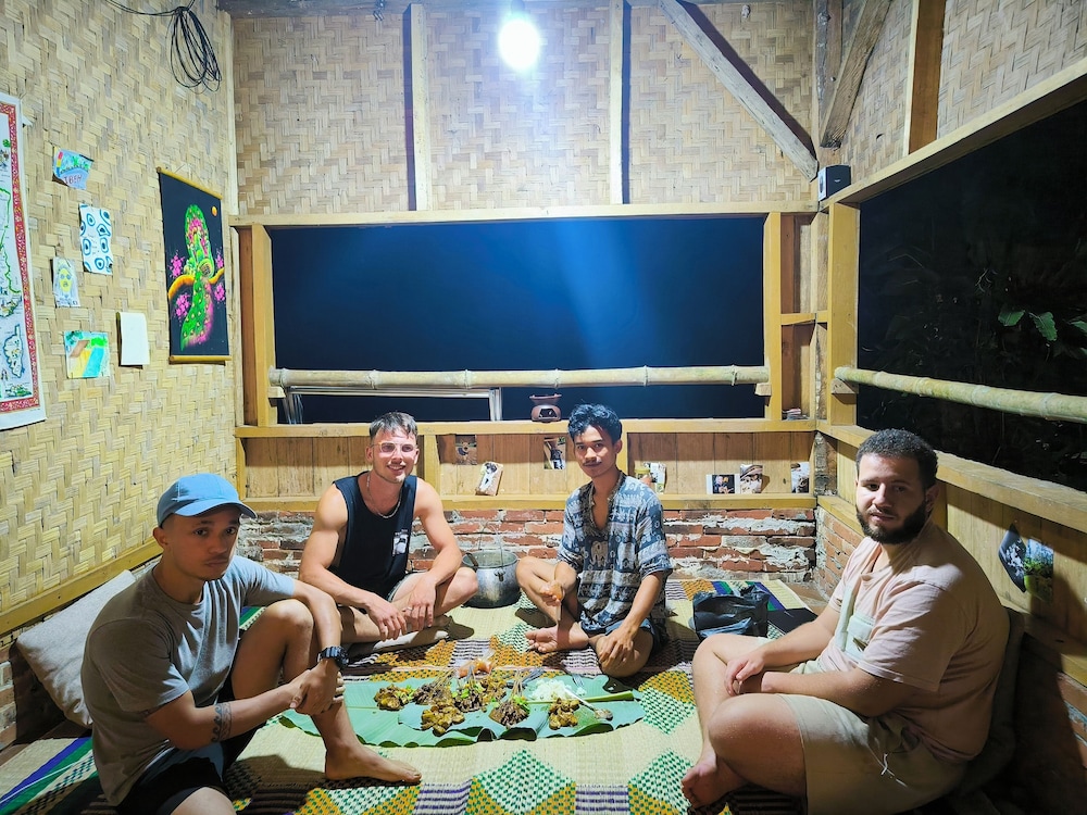 Farmstay Manangel