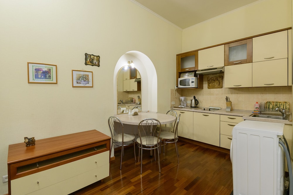 Kiev Accommodation Hotel Service