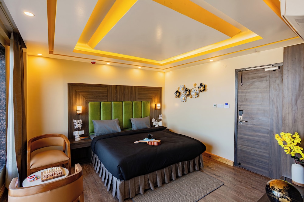 The Hosteller Shimla Valley View