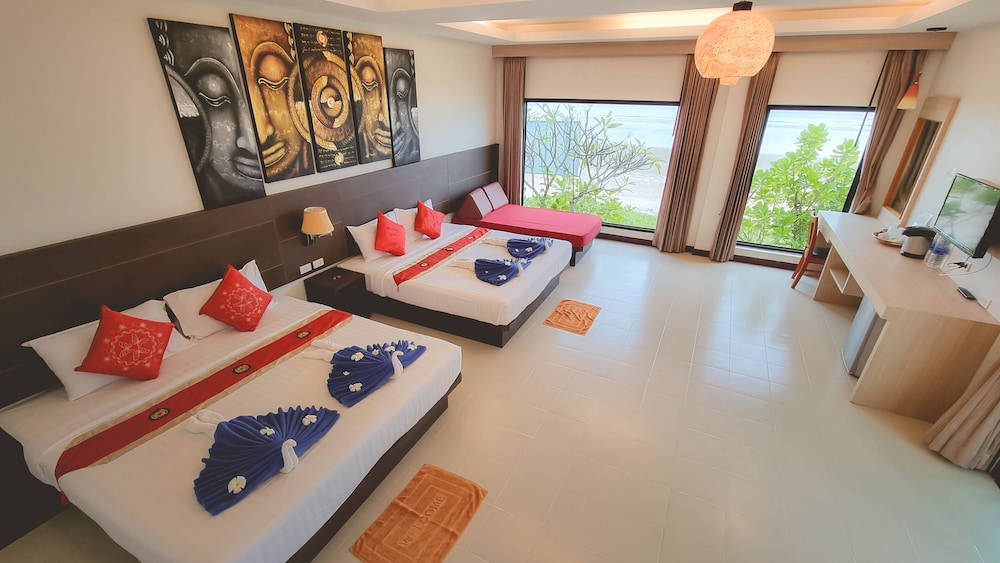 Golden Bay Cottage