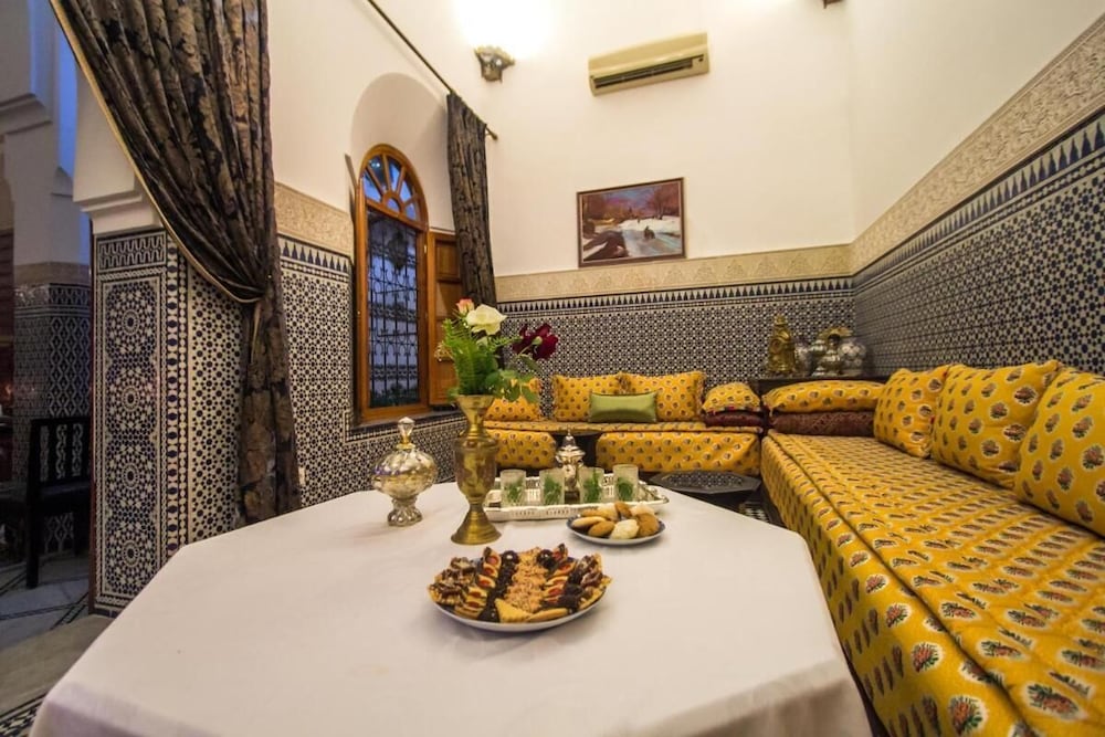 Room in B&B - Riad Authentic Palace & Spa - Suite Andalouse