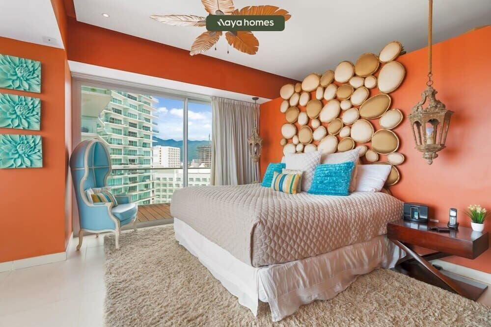 Oceanview 3BR Apt With Beach Access - Pools - Gym