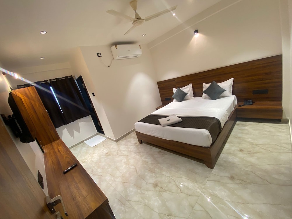 Aatithya Residency