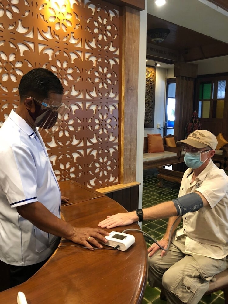 CM Night Bazaar Boutique Hotel - Image 4