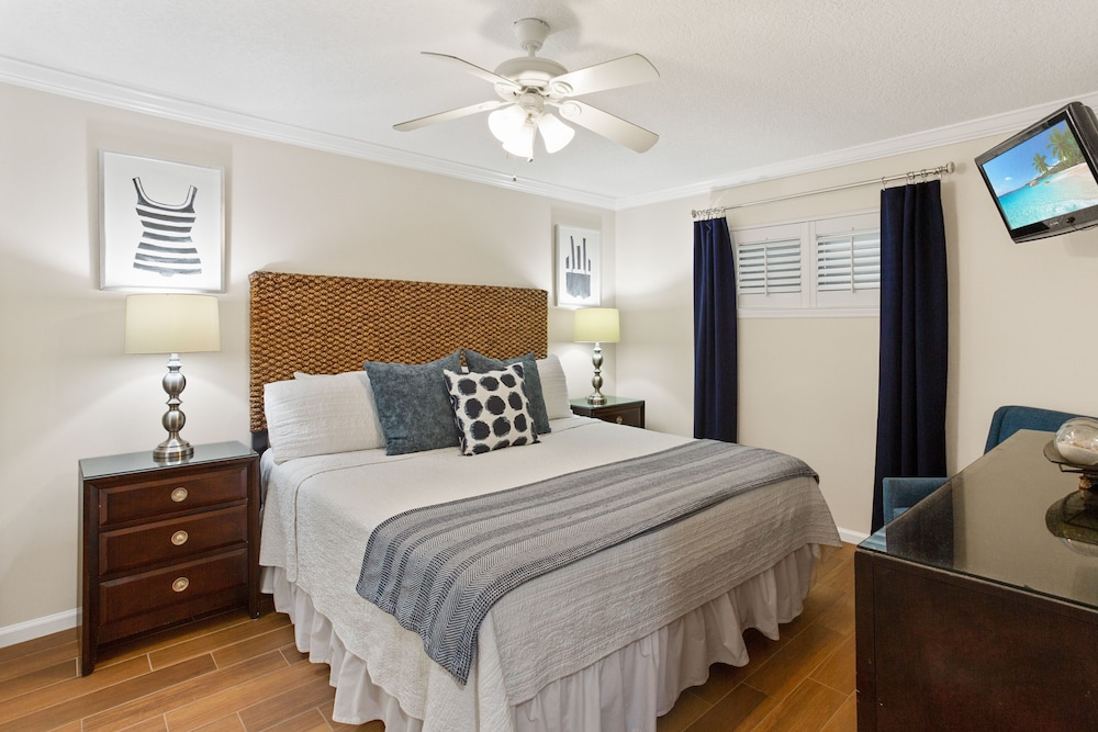 Coral Reef Club 36 3 Bedroom Condo