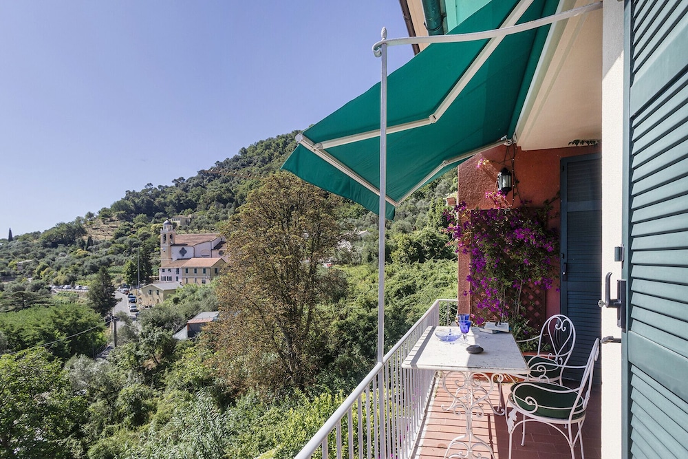 Orizzonte Blu With Terrace by Wonderful Italy