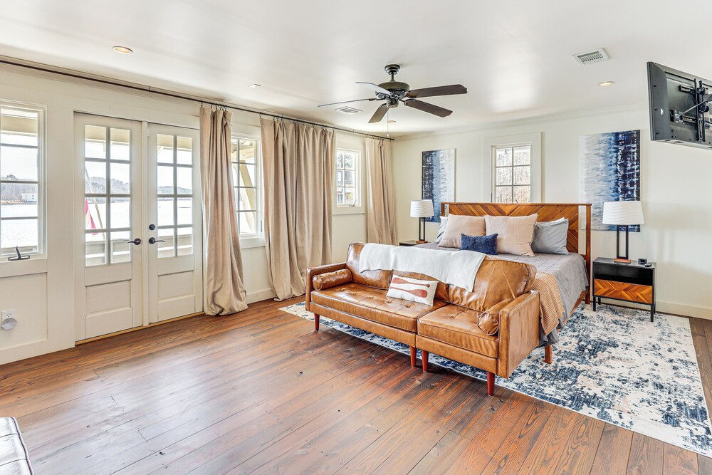 Lake Access & Boat Dock: Getaway in Dadeville!