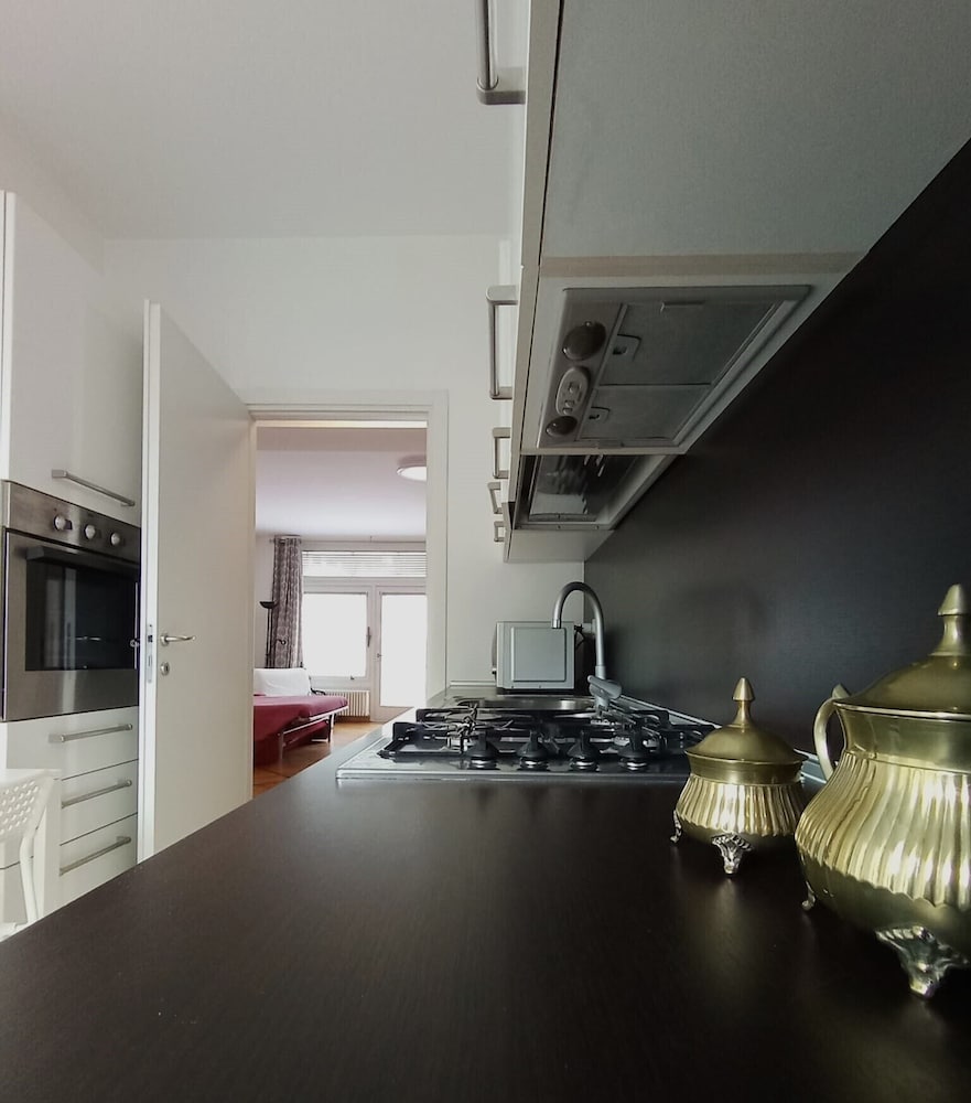 Ponale 52 bright studio