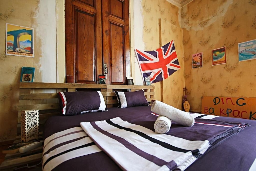 Dingo Backpackers Hostel view 5