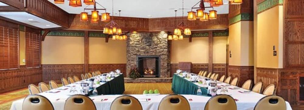 Bob Timberlake Inn at Chetola Resort