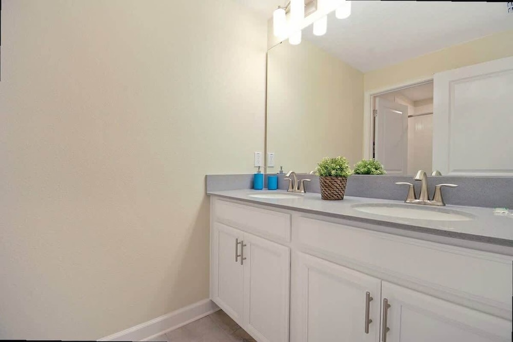 Bright 4Bd With Pool Resort Perks Near Disney