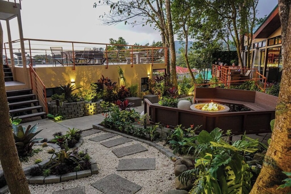 Monteverde Cloud Forest Vacations - Sibu Lodge - Property Image 1