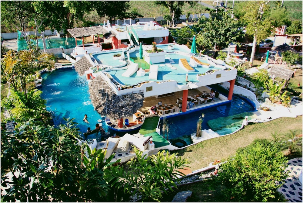 Mirabel Resort & Mini Golf