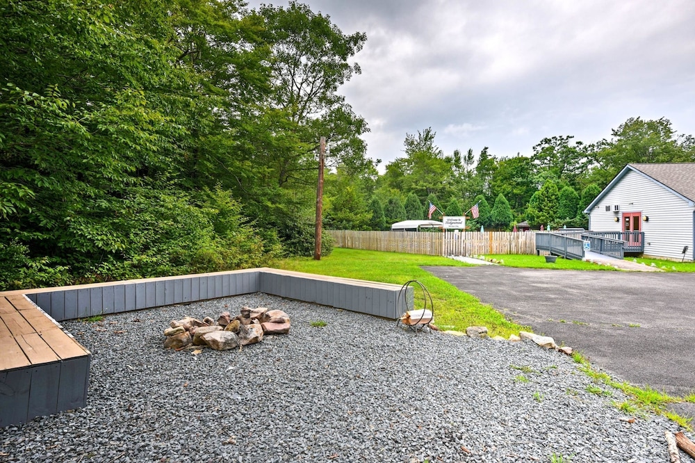 Harmony Ridge by Avantstay Large Deck w Hot Tub Forest Views