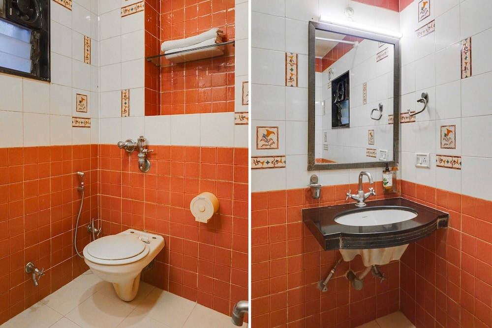Premium Stays Near Fergusson College