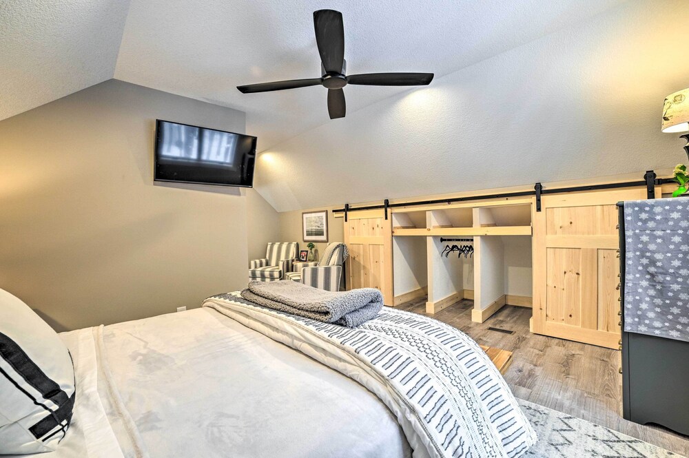 Bellaire Family Cabin: All-season Retreat! view 2