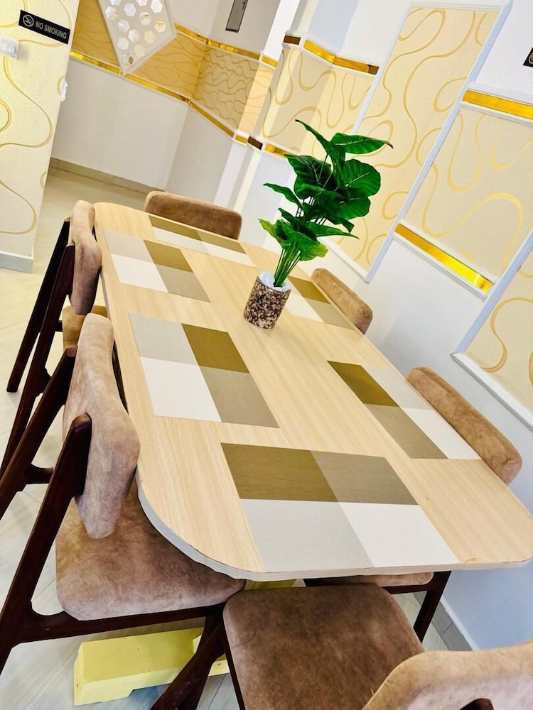 3 bedroom apartment