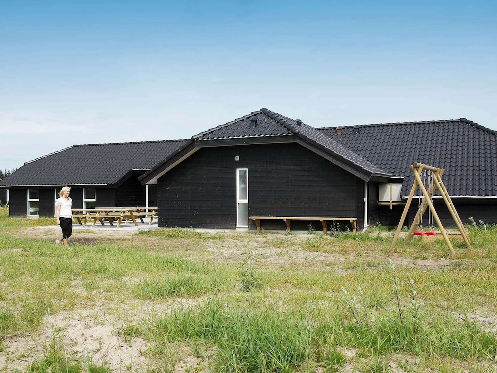 Photo 48