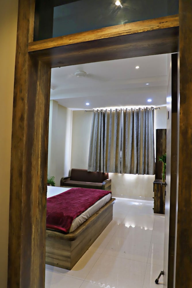 Exotika Express Resort