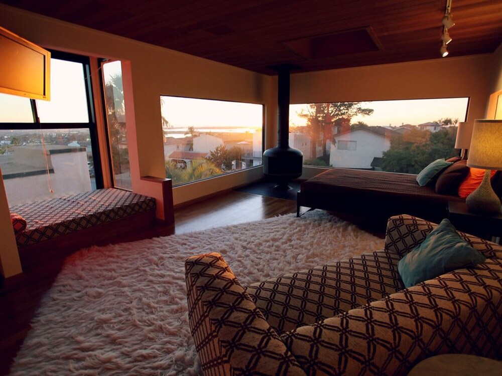 Luxury Ocean View Bay View Home