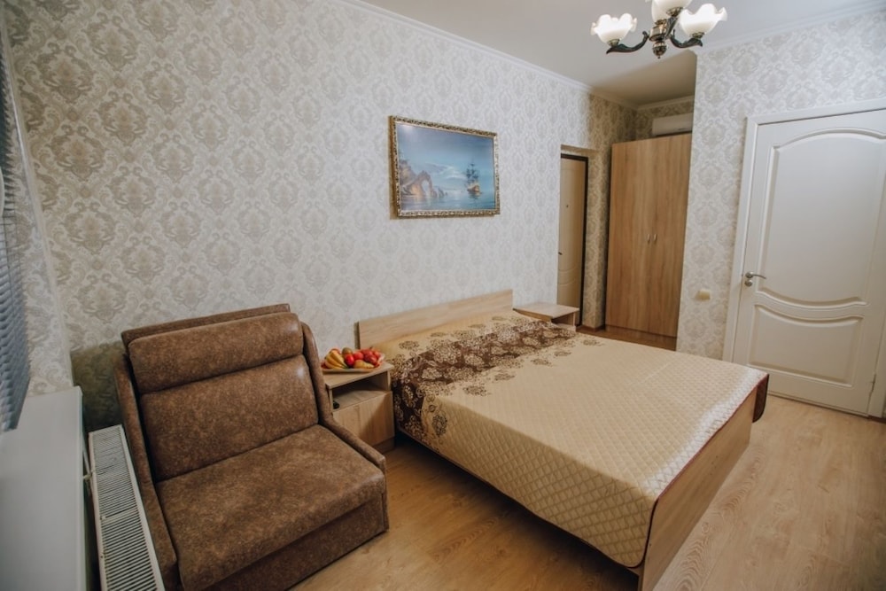 Laura Guest House