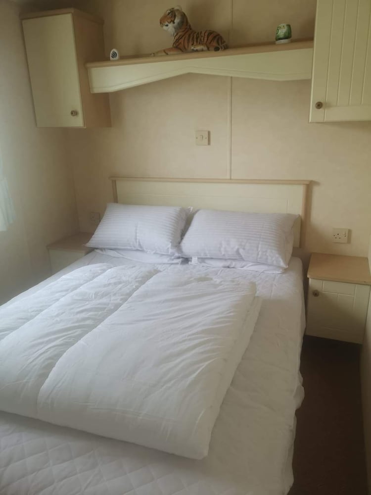 Lovely 3-bed Caravan in Skegness view 3