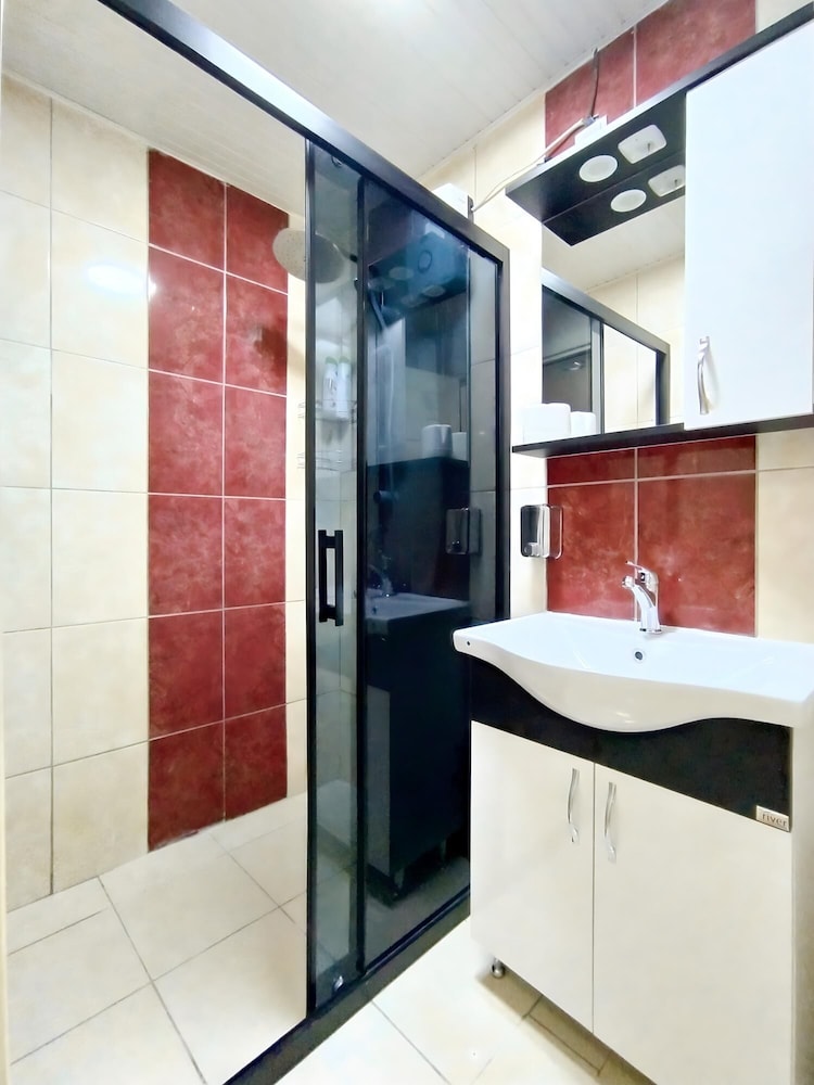 Cozy Flat Near Shopping Malls in Kepez Antalya