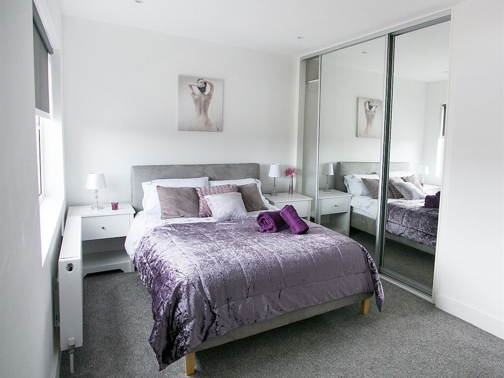 Coast & City Apartments