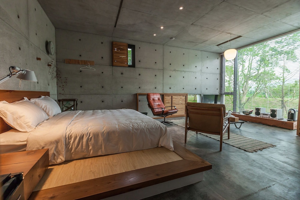 Juststay