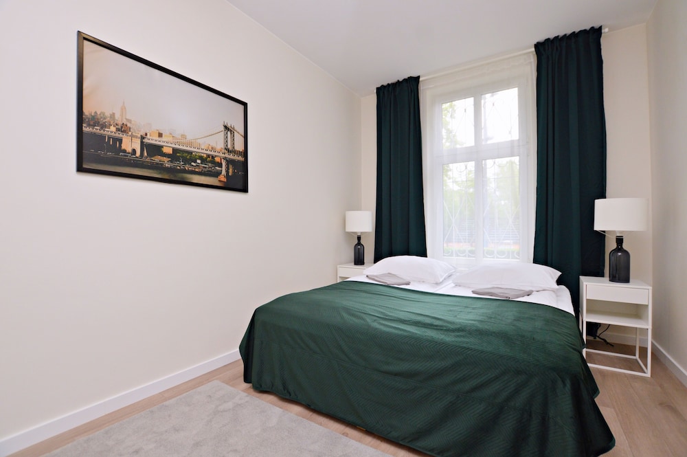 Helska by 3City Rentals view 2