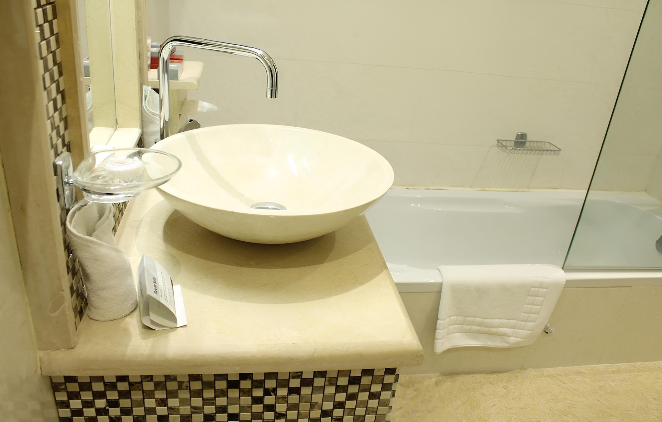 Levant Hotel