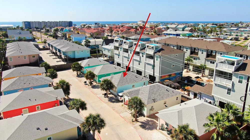 Family-friendly Beach Home w/ Pool, Porch + Beach Access Surf Station by Avantstay
