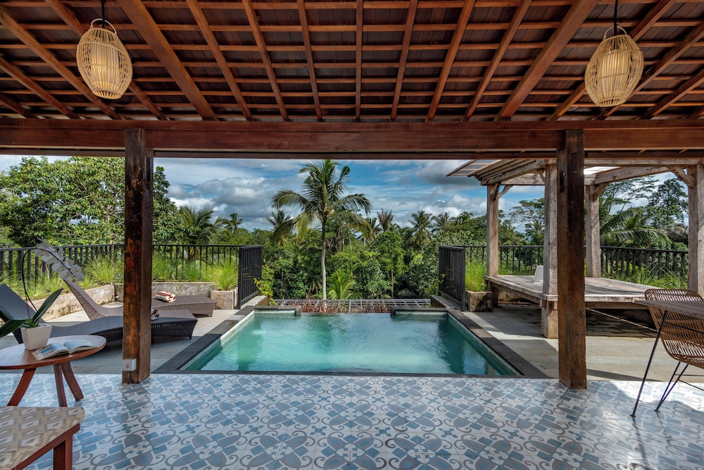 Hoshi Jungle Resort by Dhananjaya Hospitality