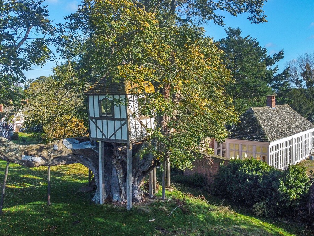 The Generals Quarters