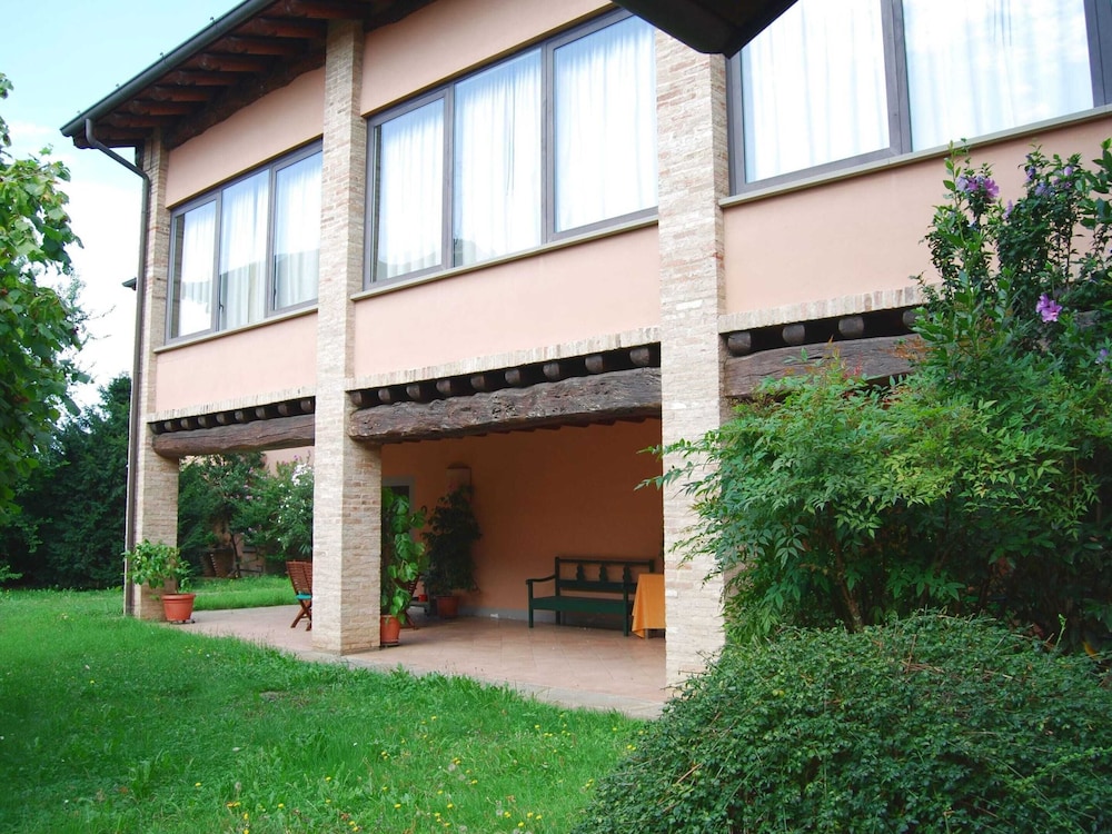 Villa in Capriolo Near Lake Iseo view 2