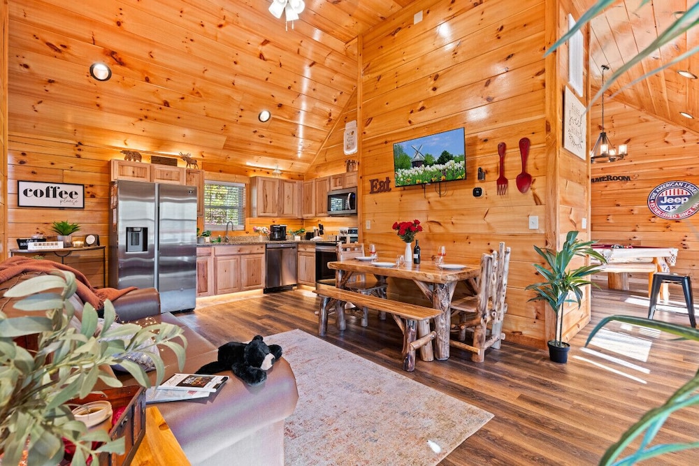 Smokies Couple Getaway