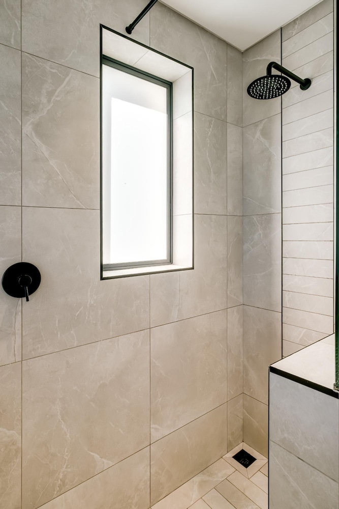 Sea Point Central Modern 1bed Apt Marlo Stone