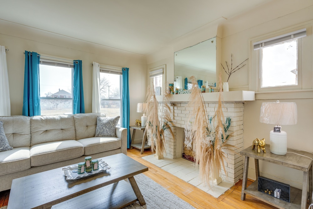 Pet-friendly Detroit Stay Near Motown & DIA
