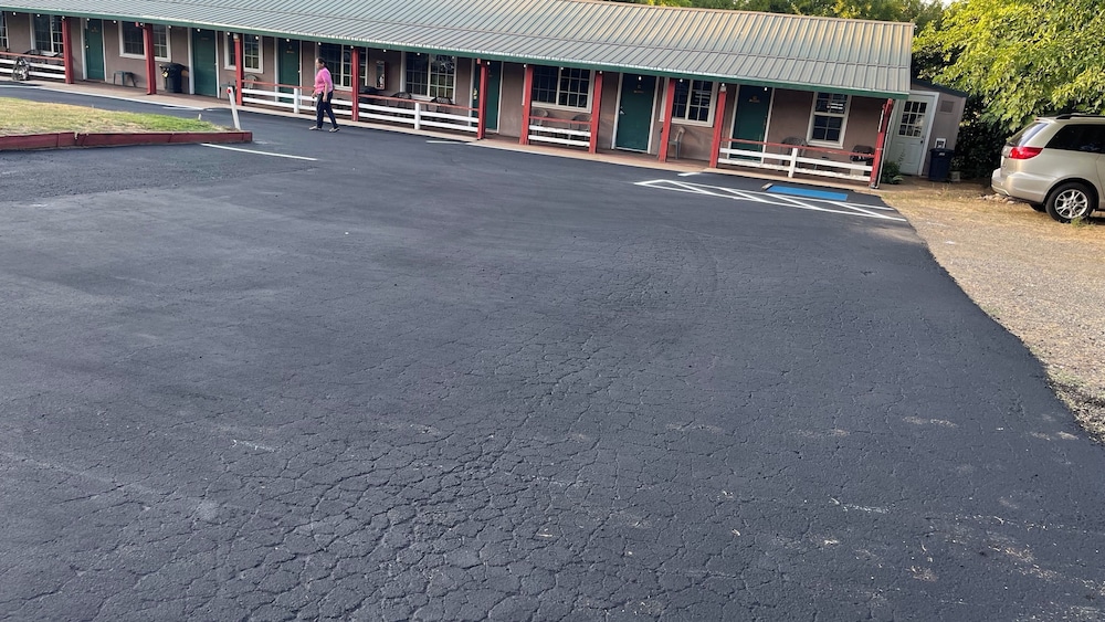 Jumping Frog Motel view 3