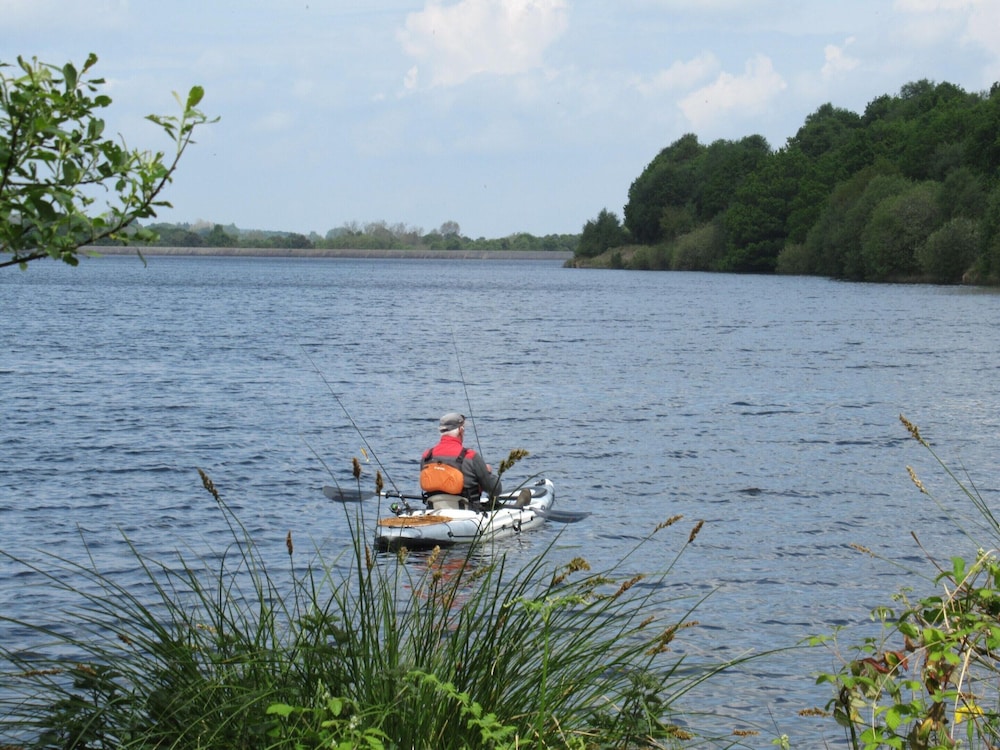 Holiday Home in Guerlesquin Near Lake