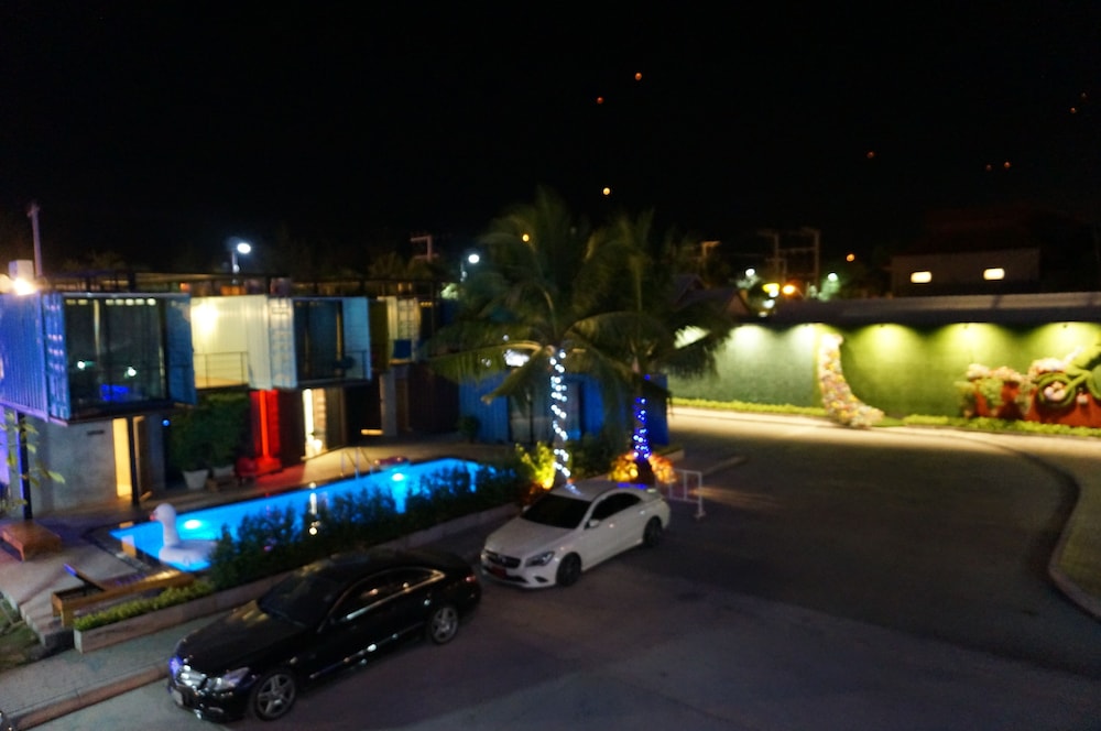 Chaamaran Boutique Hotel