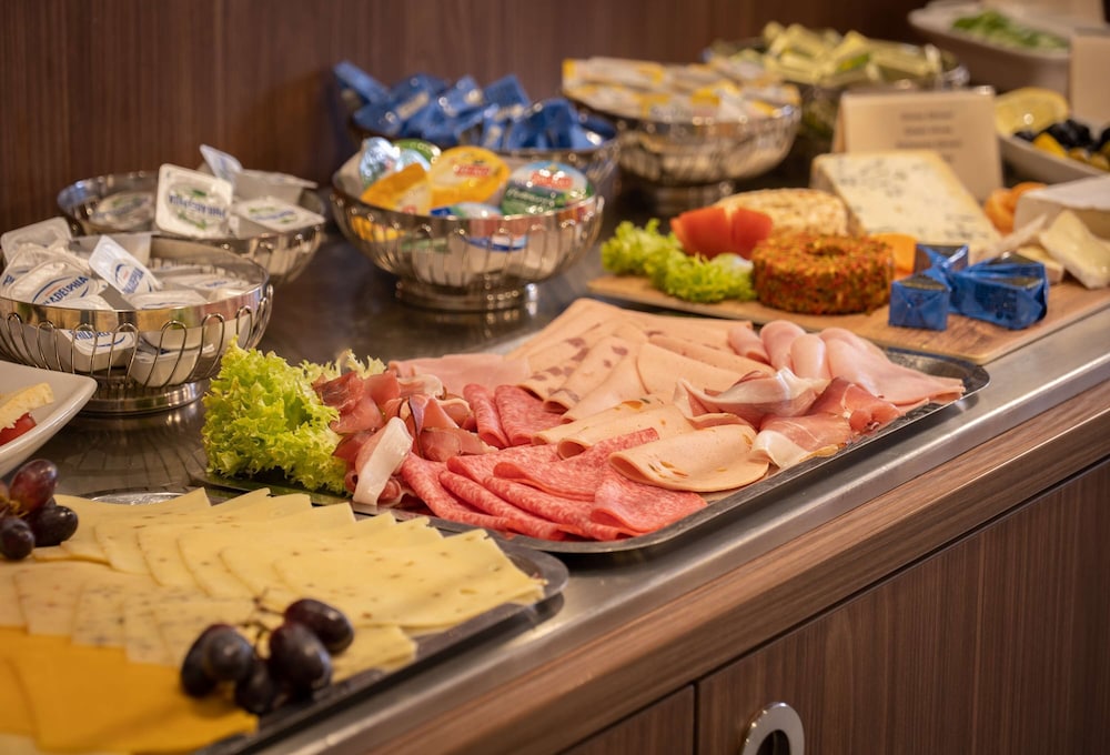 Neuss Vacations - Best Western Comfort Business Hotel - Property Image 6