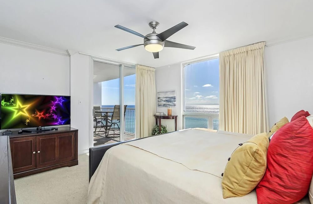 Shoreline Towers 1113